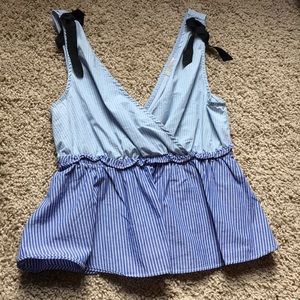 such a cute tank top!!!!💙💙